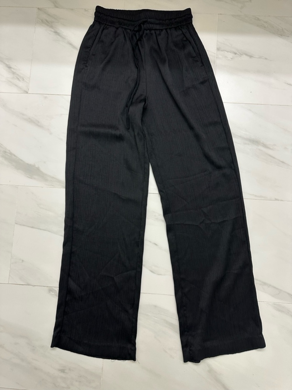 Women’s Black Wide-Leg Drawstring Pants